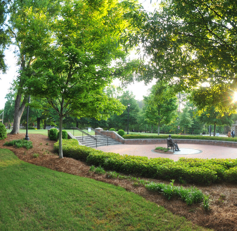 the Jesse Mercer statue on the Mercer Atlanta campus